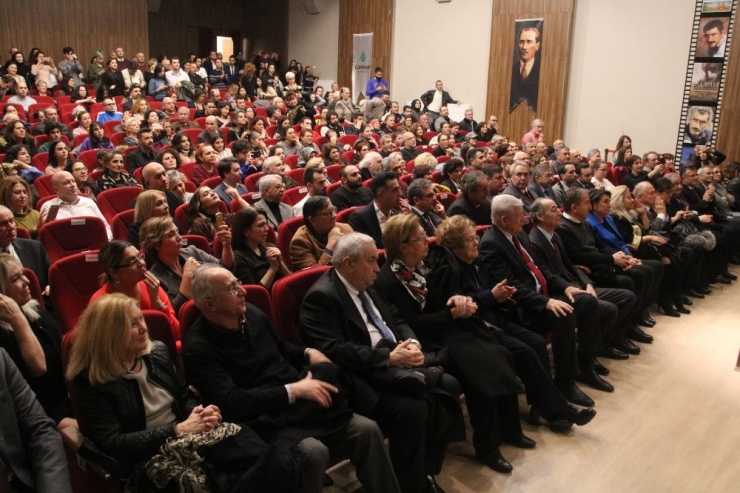 ’Memleketin Kısmeti’ Tiyatroseverlerle Buluştu