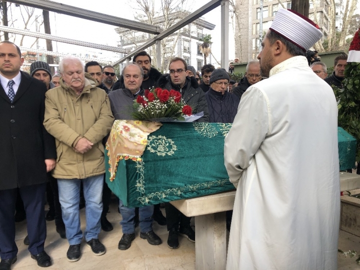 Uçak Kazasında Hayatını Kaybeden Alev Gençoğlu Son Yolculuğuna Uğurlandı