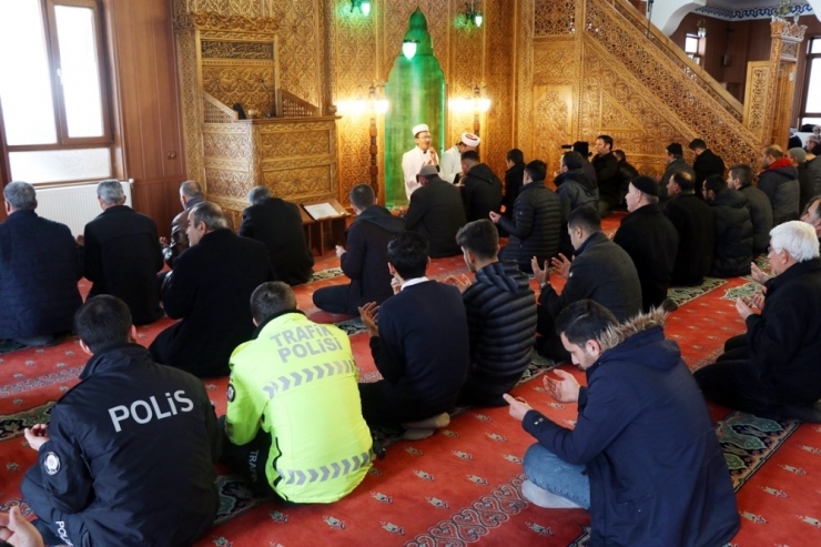 Çığ Şehitleri İçin Hatim Okutuldu