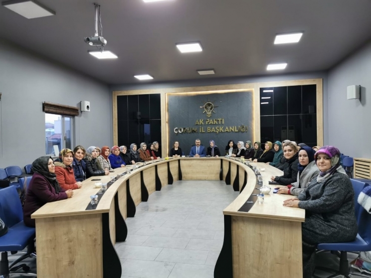 Ak Parti Çorum İl Başkanı Yusuf Ahlatcı;