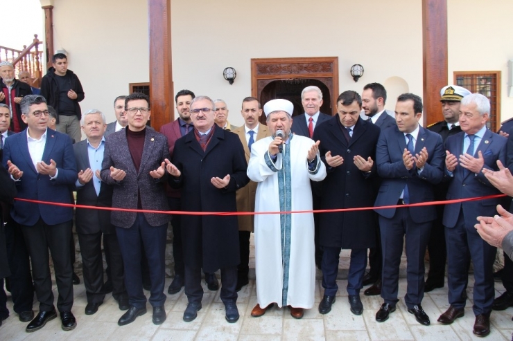 Vali Karaloğlu’dan Finike Çıkarması