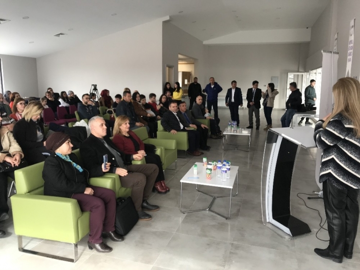 Otizmli Çocuklara Bakım Becerisi Eğitimi