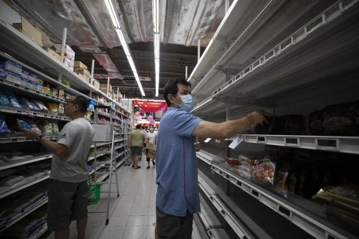 Çin’de Salgında Ölü Sayısı 722’ye Çıktı