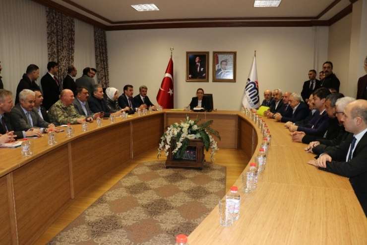 Ticaret Bakanı Pekcan, Malatya’da