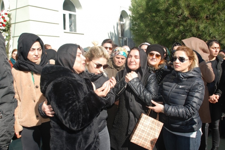 Ablası Feryat Etti: "Düğünün Gelecektim Songül’üm"