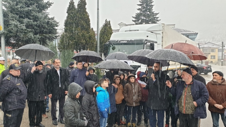 Kaynaşlı Halkı Mazlumların Yanında