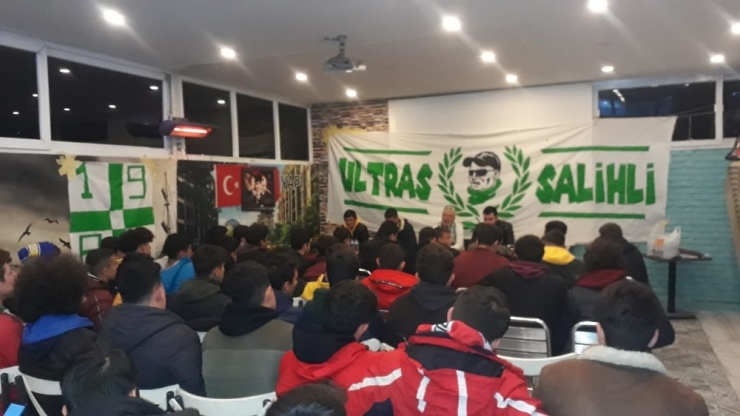 Taraftarlar Yeşil-beyaz İçin Kenetlendi