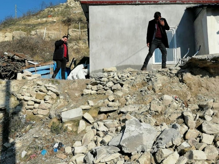 Mersin’de Sağanak Yağış, Heyelan Ve Su Baskınlarına Neden Oldu