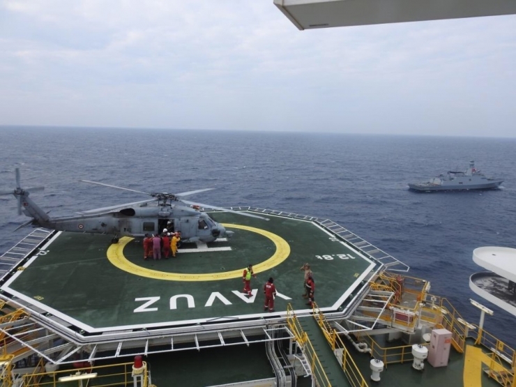 Helikopter İle Sıhhi Tahliye Eğitimi