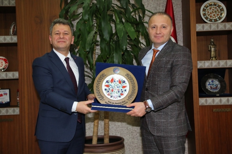 Ösym Başkanı Prof.dr.aygün’den Aü’ye Övgü