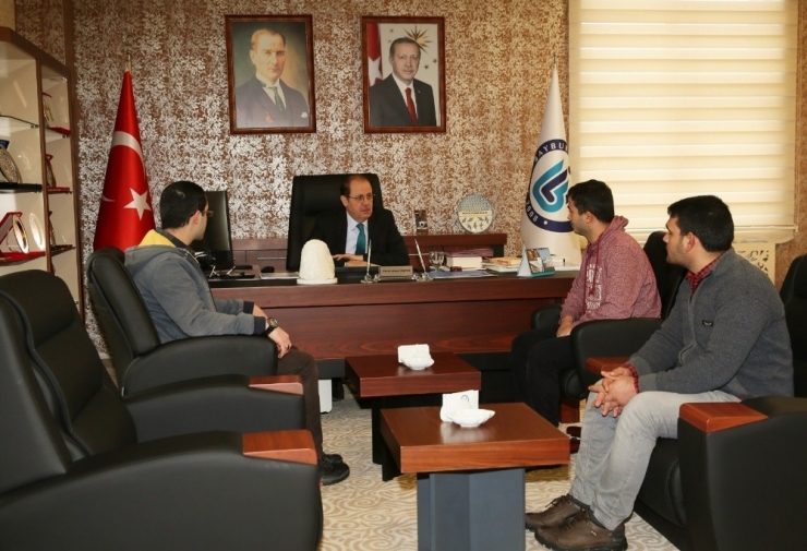 Rektör Coşkun, Açık Kapı Buluşmalarında Personel Ve Öğrencilerle Bir Araya Geldi