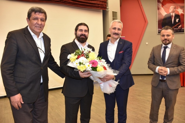 Manisa’da Velilere Başarıya Giden Yol Anlatıldı