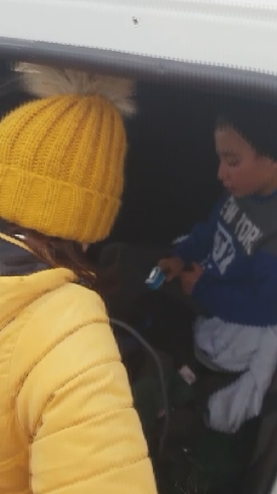 Ambulans Ulaşamayınca, 12 Yaşındaki Hasta İlçe Özel İdaresi Kamyonetiyle Kurtarıldı