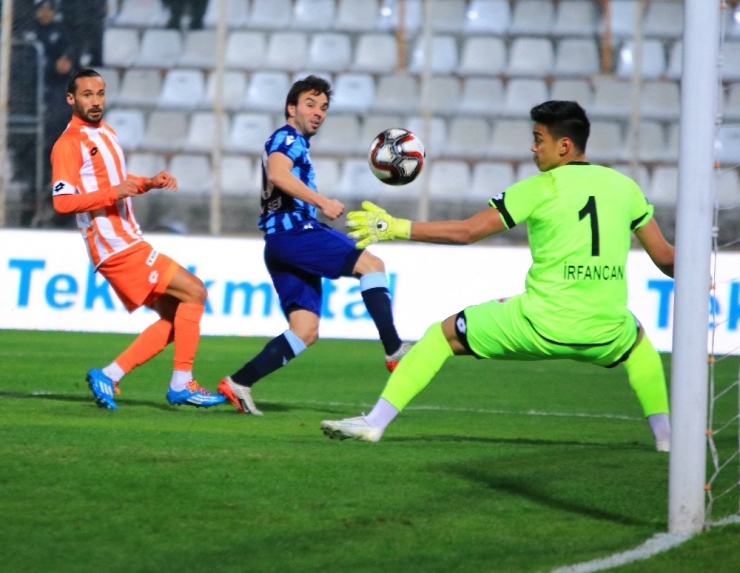 Tff 1. Lig: Adana Demirspor: 2 - Adanaspor: 0 (İlk Yarı Sonucu)
