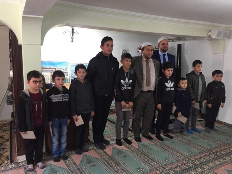 Türkeli’de Camiler Çocuklarla Şenlendi