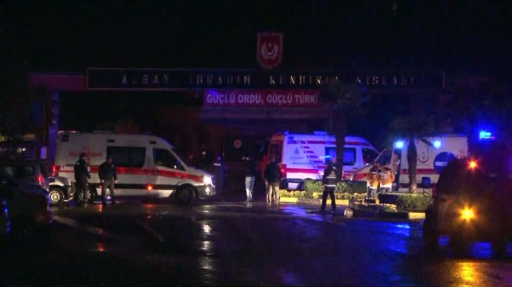 Tuzla’da Askeri Alanda Yangın