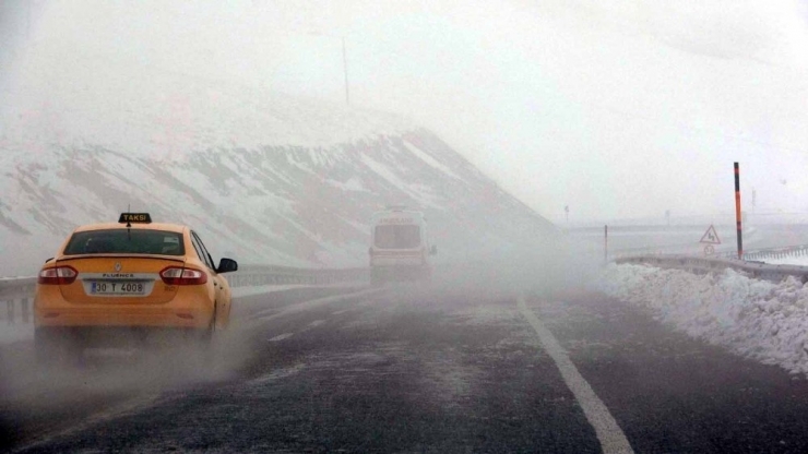Van’da Riskli Bölgelerde Ulaşım Kontrollü Sağlanıyor