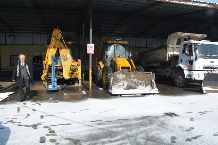 Kdz. Ereğli Belediyesi Karla Mücadele Çalışmalarını Sürdürüyor