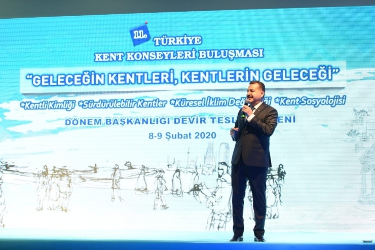 Türkiye Kent Konseyleri Birliğinin Yeni Başkanı Balıkesir Kent Konseyi Başkanı Mürsel Sabancı Oldu