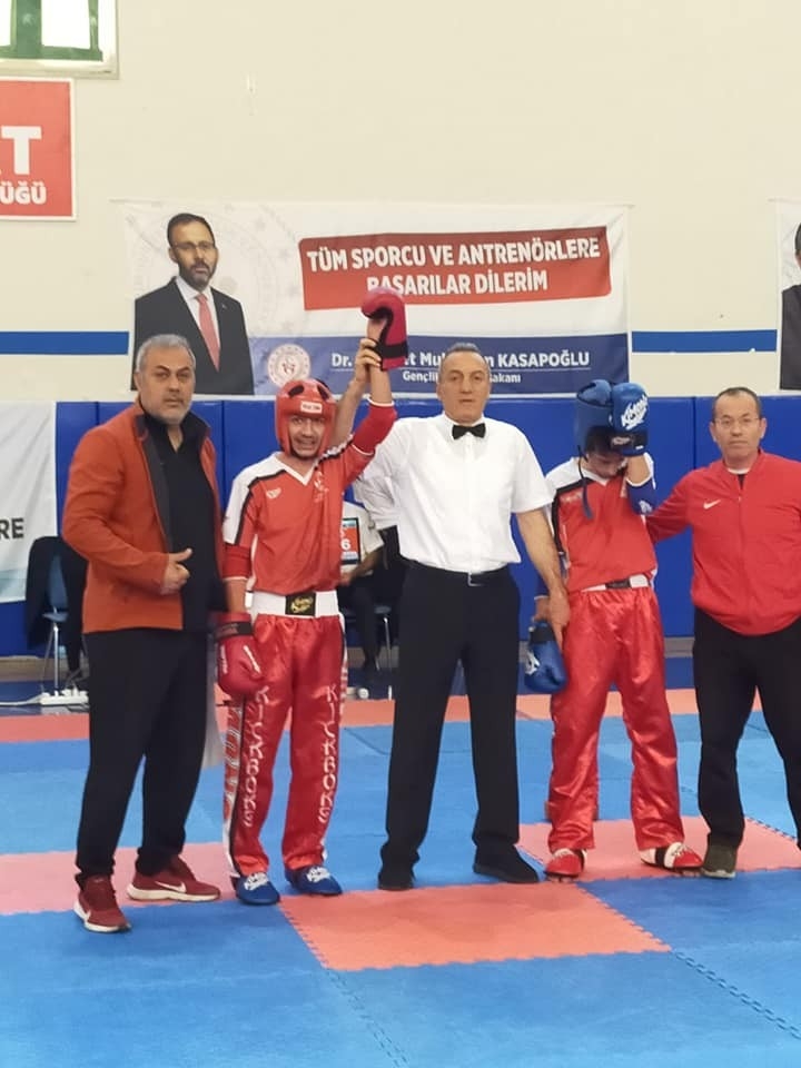 Depremden Sonra 35 Sporcudan 4’ü Gidebildi, 3’ü Madalya Aldı