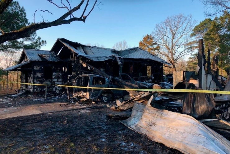 Abd’de Çıkan Yangında Anne Ve 6 Çocuğu Hayatını Kaybetti
