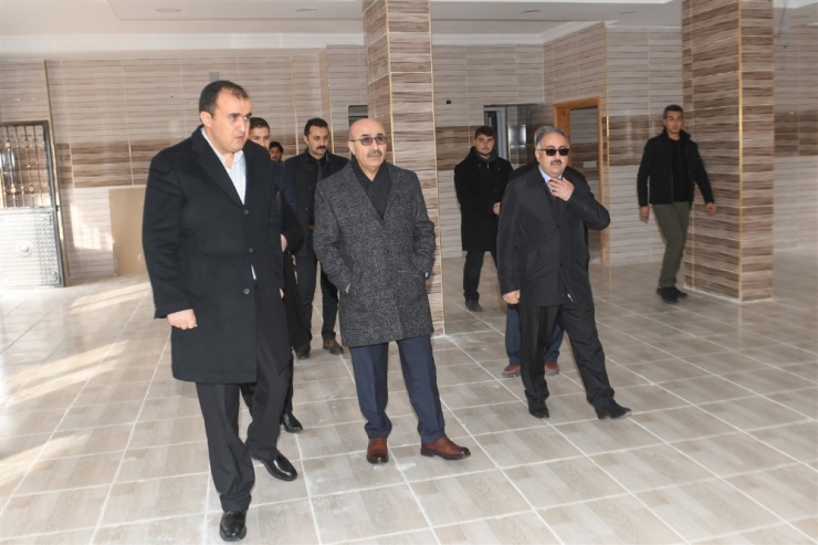 Vali Demirtaş: "Kadınların Eğitimiyle Mutlu Bir Toplumun Temelleri Atılacak"