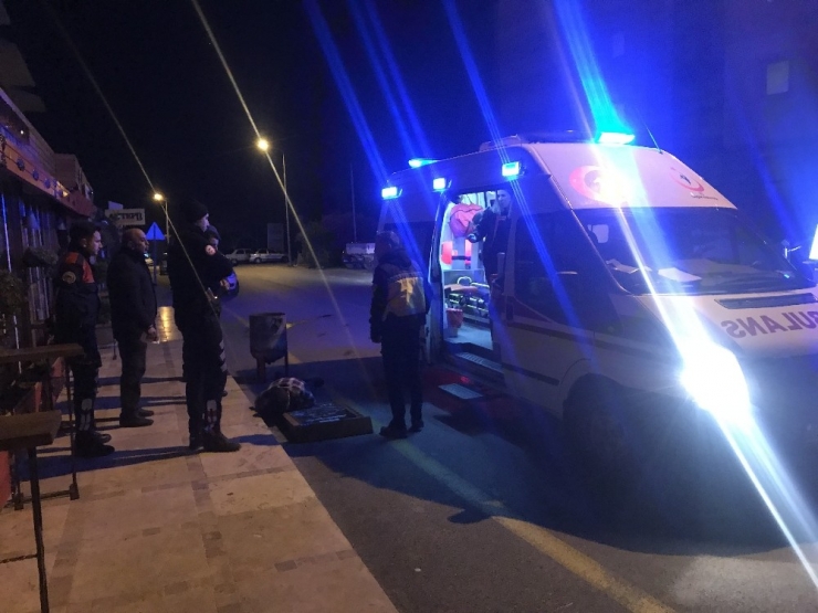 Alkol Komasına Girip Hastanelik Oldu