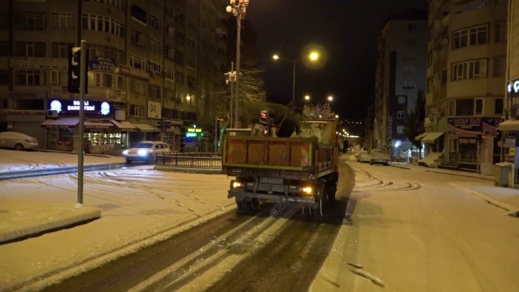 Samsun Büyükşehirden Karla Mücadele