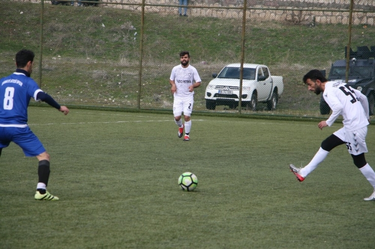 Silvan Aslanspor Kendi Evinde Güldü