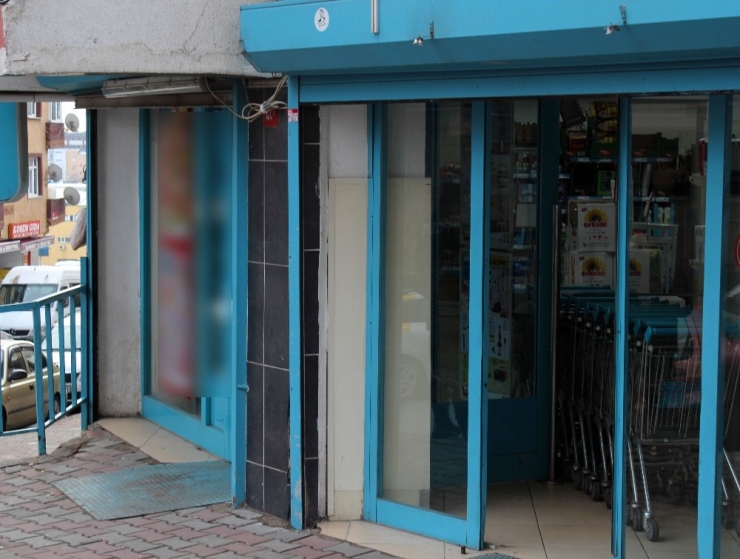 Gaziosmanpaşa’da Market Soygunu