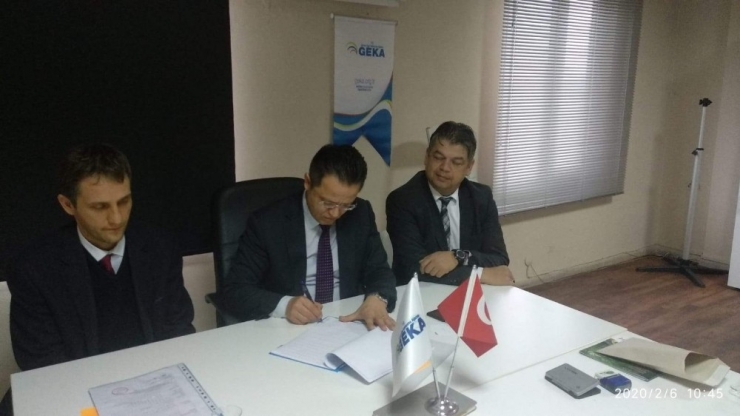 Geka’dan Sultanhisar’a Proje Desteği