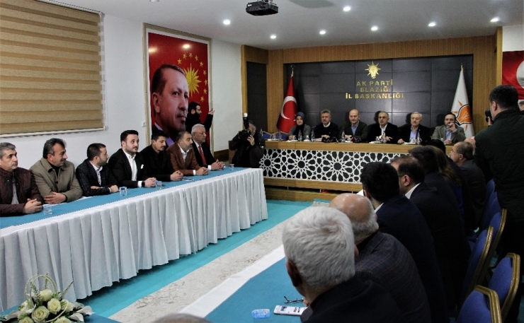 Bakan Soylu, Partililerle Değerlendirme Toplantısına Katıldı