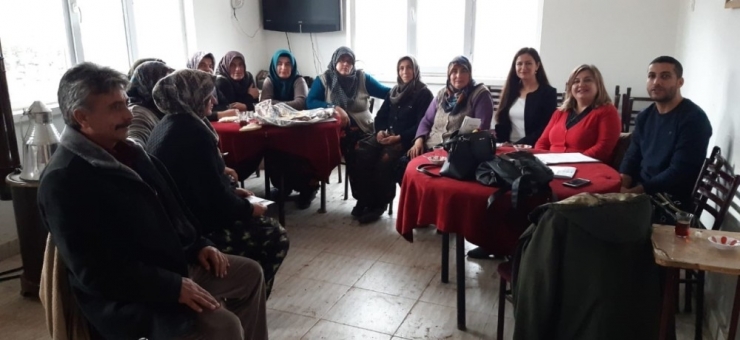 Kırıkkale’de Kadın Çiftçiler Eğitiliyor