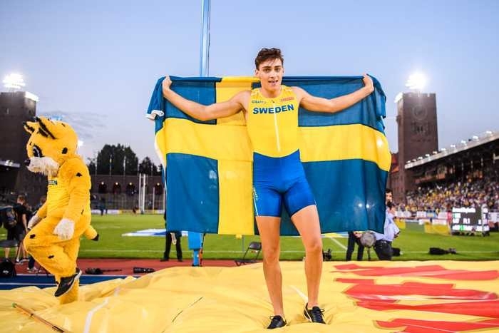 İsveçli Atlet Armand Duplantis Dünya Rekoru Kırdı