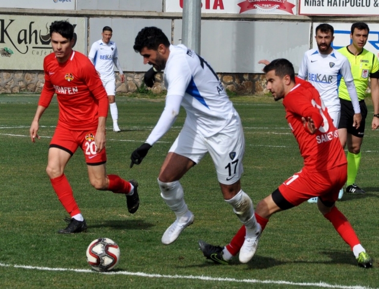 Tff 3. Lig: Karacabey Belediyespor: 3 - Modafen: 2