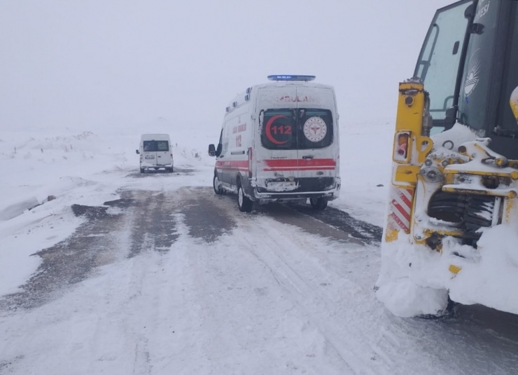 Astım Hastası Dört Saatlik Çalışmayla Kurtarıldı