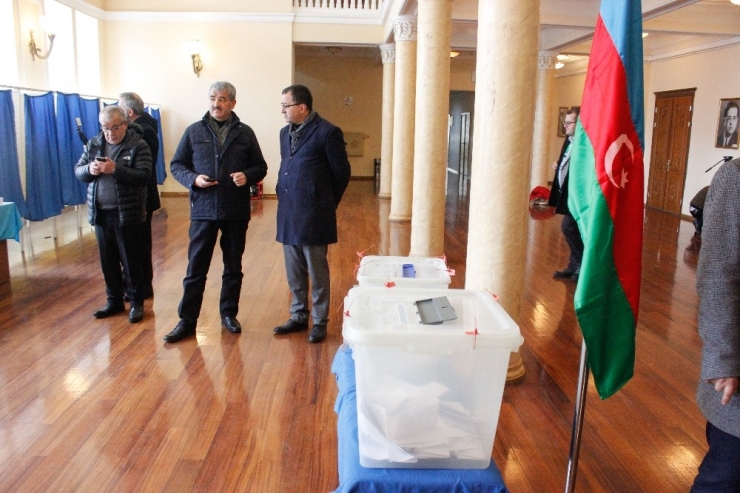 Ysk Başkanı Akkaya, Azerbaycan’daki Seçimlere Gözlemci Olarak Katıldı
