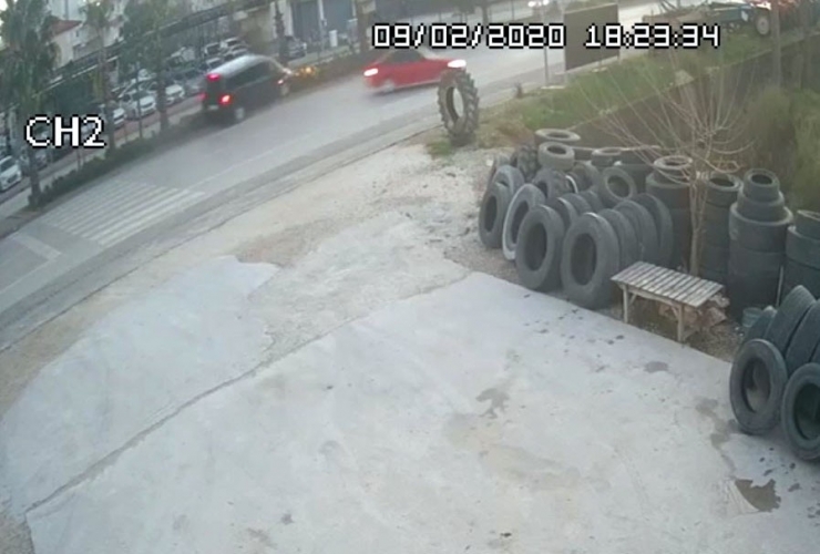 Ak Partili Özhaseki, Türel Ve Yılmaz’ın Yaralandığı Kaza Kamerada