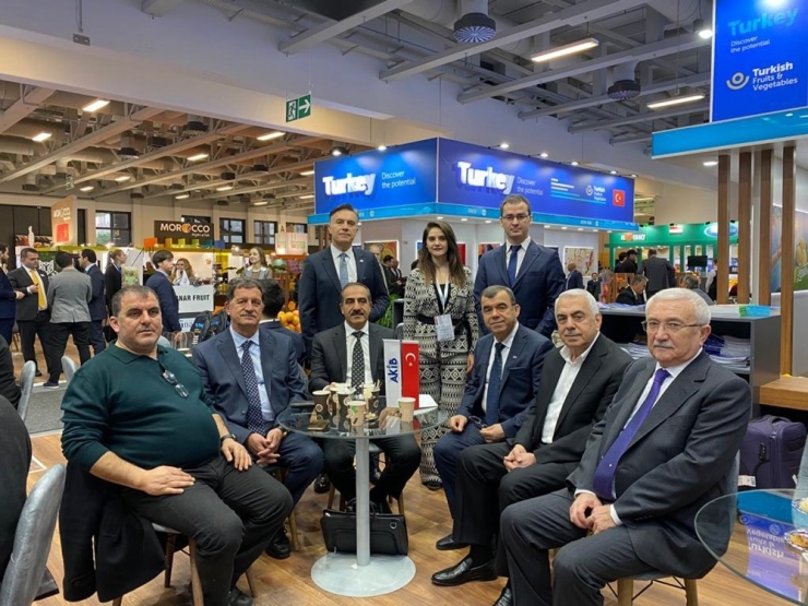 Berlin’de Türkiye Rüzgarı Esti