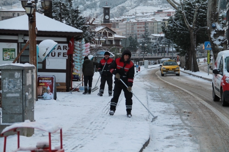 Amasya’da Kar Küreme Çalışmaları