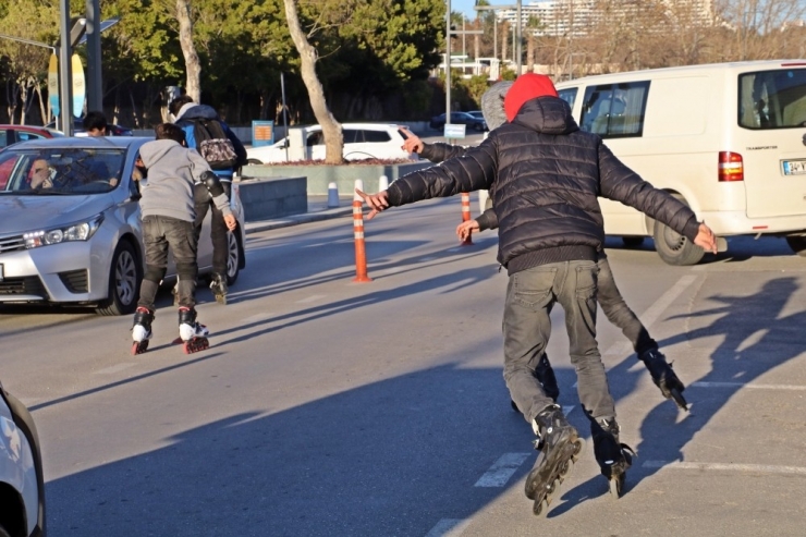 Patenci Gencin Patenini, Başka Bir Patenci Genç Gasp Etti