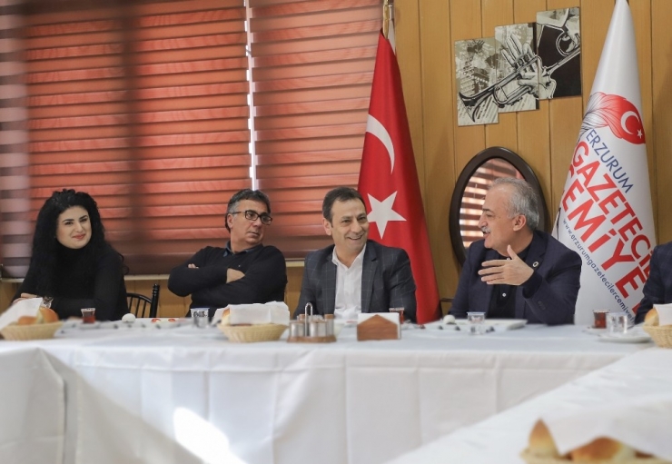 Erzurum Gazeteciler Cemiyeti İle Erzurum’un Geleceği Konuşuldu