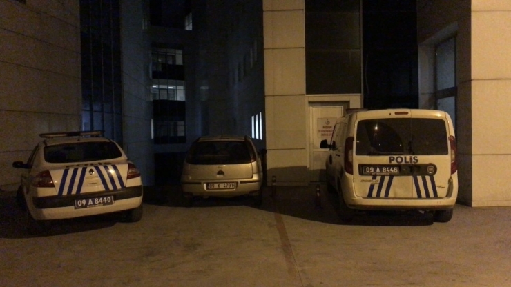 Öfkeli Taksici Oto Tamircisini Ve Çalışanlarını Ezdi: 3 Yaralı