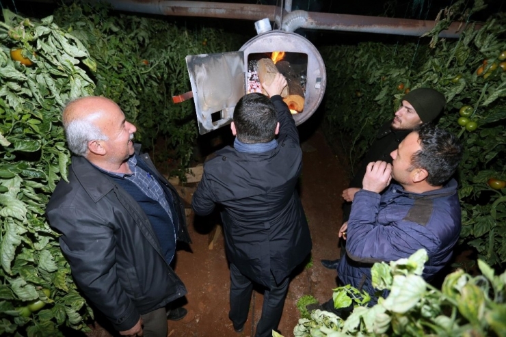 Başkan Tütüncü Çiftçilerle ‘Zirai Don’ Nöbetinde