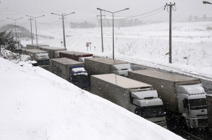 Cizre-nusaybin Uluslararası Karayolu Ulaşıma Kapandı