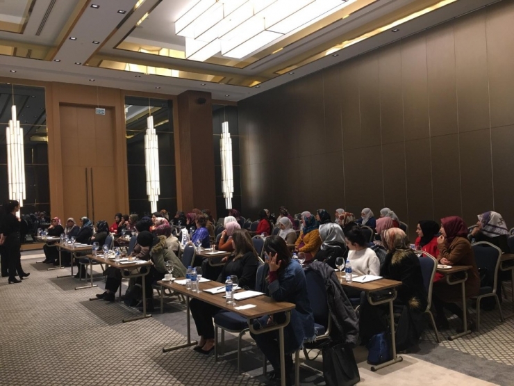 Mevsimlik İşçilere Ve Kadın Çiftçilere Eğitim Verildi