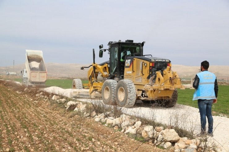 Haliliye’de Yol Yapım Çalışmaları Sürüyor