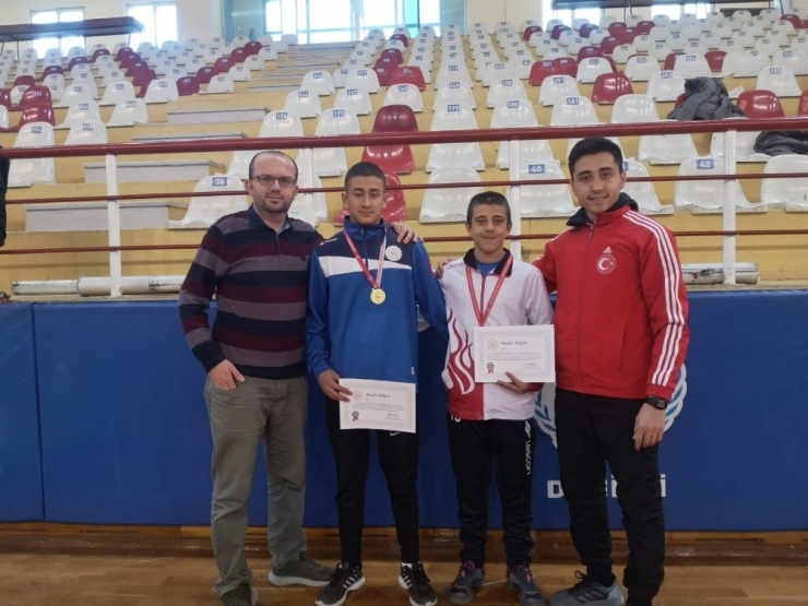 Horzum Ve Özbek Bölge Şampiyonu Oldu