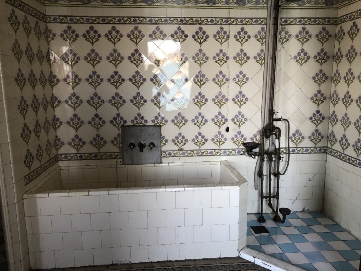 Iı. Abdülhamid’in 6 Sene Hapis Hayatı Yaşadığı Ve Hayatını Kaybettiği Beylerbeyi Sarayı’ndaki Odası Görüntülendi