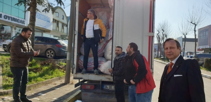 Oyuncak Firmaları, Deprem Bölgesine Bir Tır Oyuncak Gönderdi